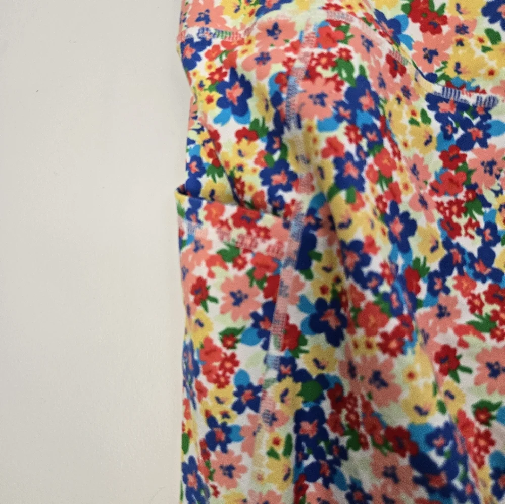 Floral Multicolor Pants - Picture 7 of 8